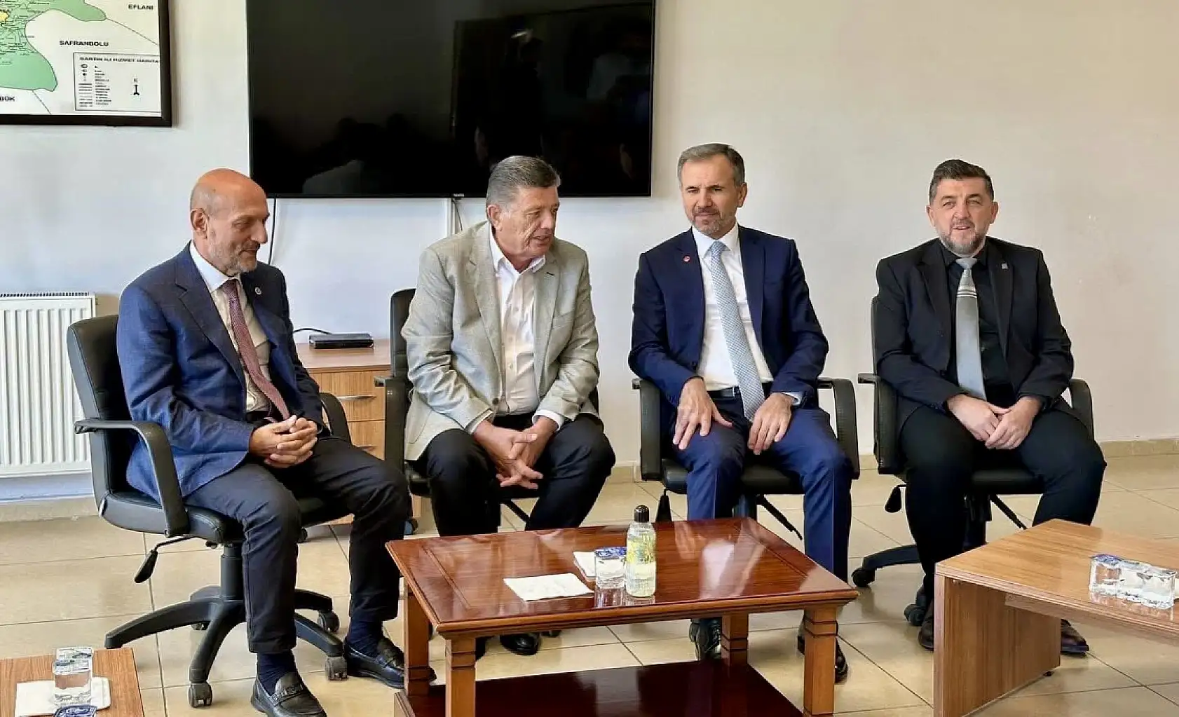 Bir yangın ki duman duman savrulur