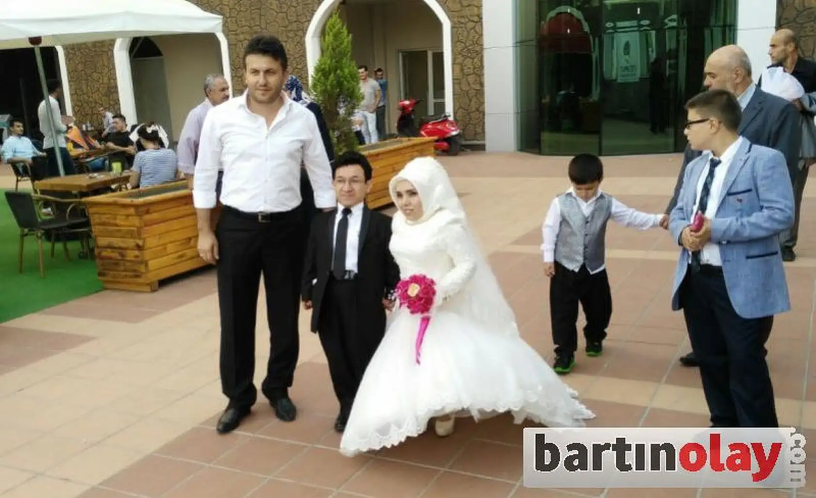 Bartın'da yılın düğünü 