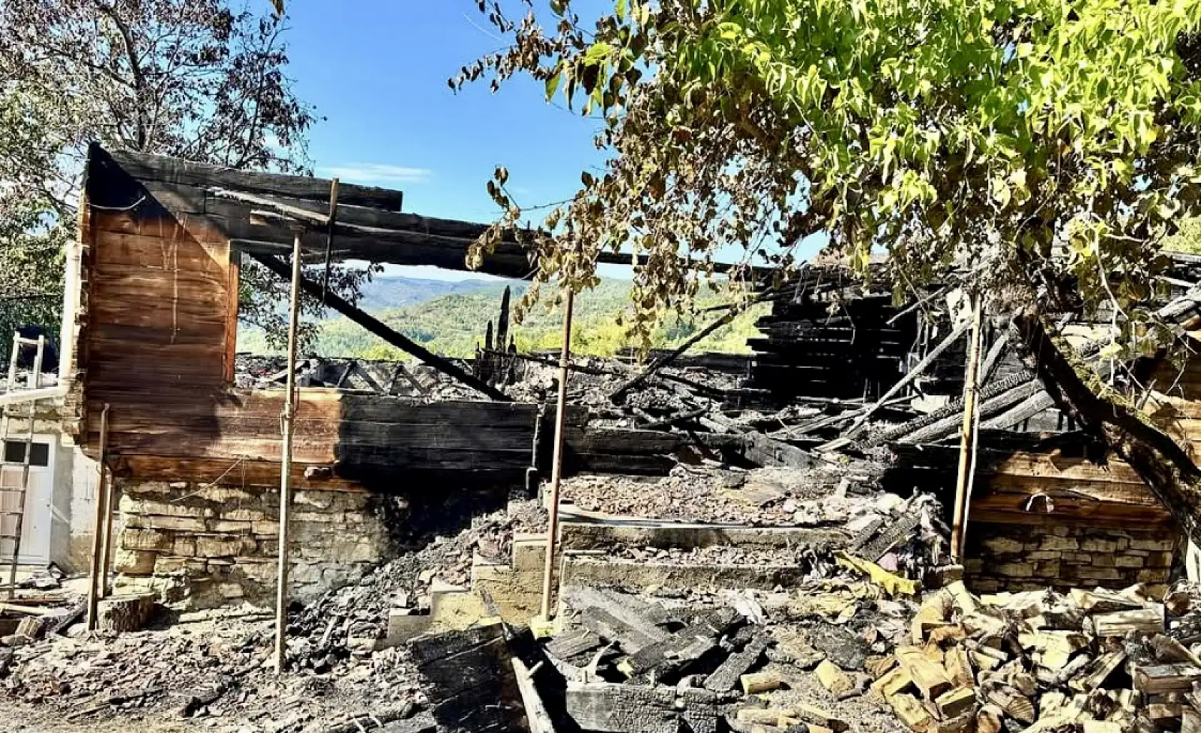 Kaymakam'dan mağdur aileye destek