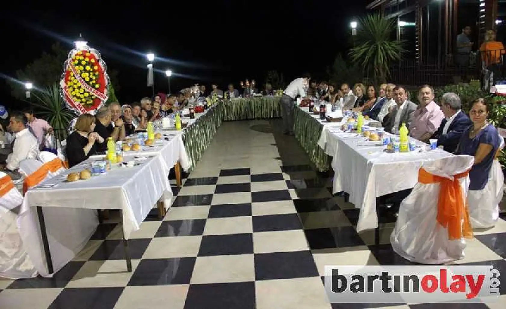 MİLLETVEKİLİ TUNÇ'TAN, OĞLUNA GÖRKEMLİ TÖREN