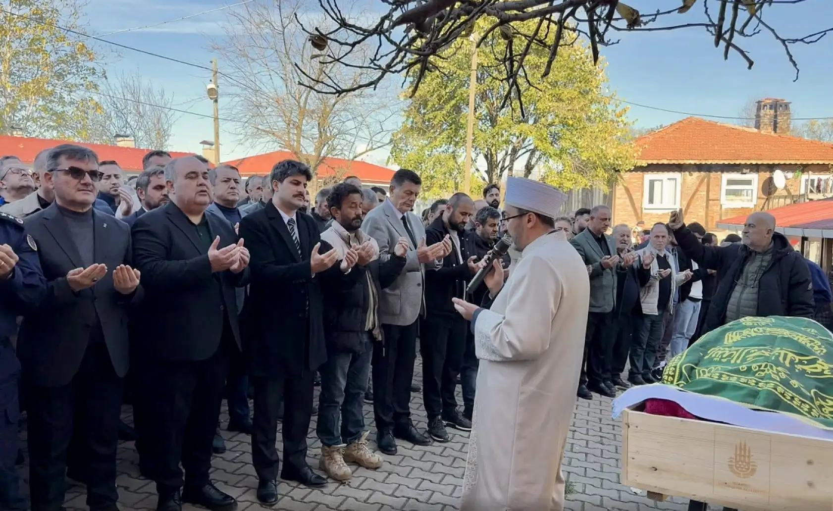 Ramazan muhtar son yolculuğuna uğurlandı