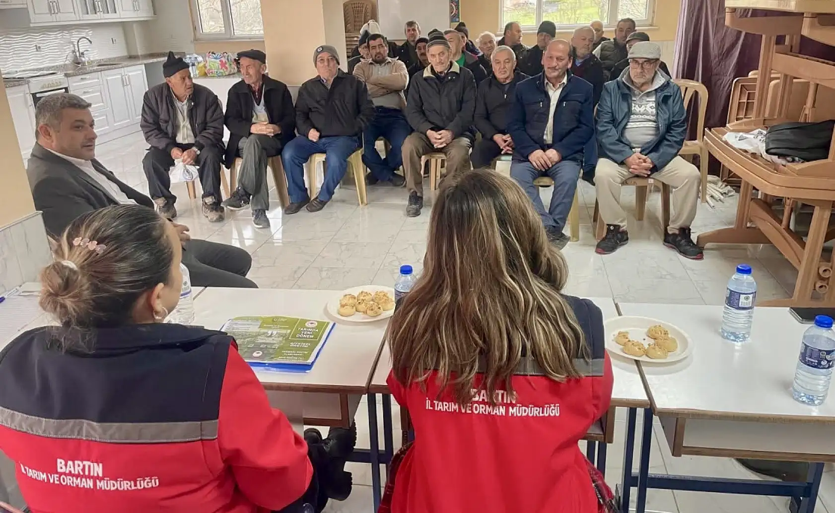 15 ayda 215 köyde 3 bin 449 çiftçiye ulaşıldı