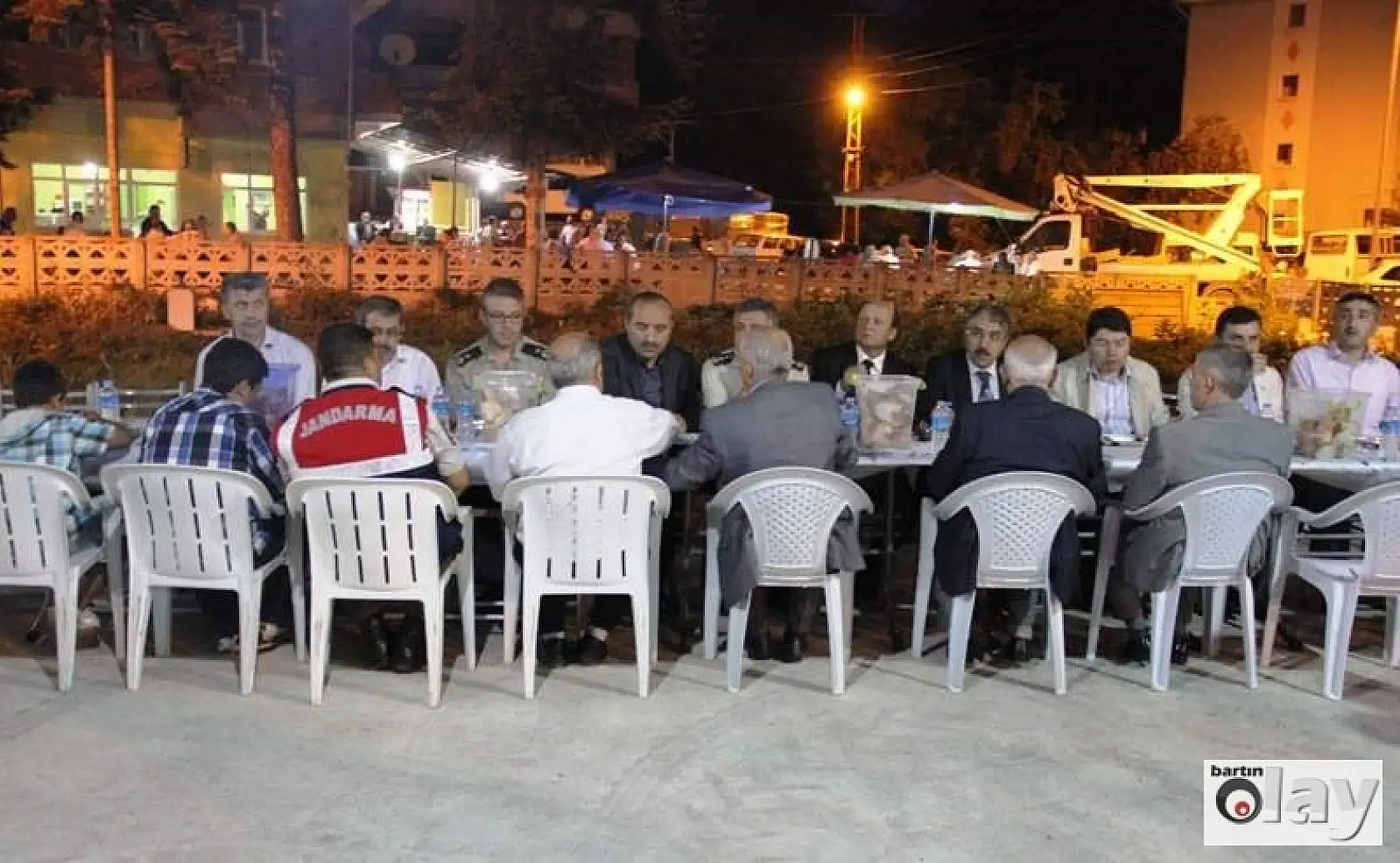 Hasankadı geleneksel iftar 