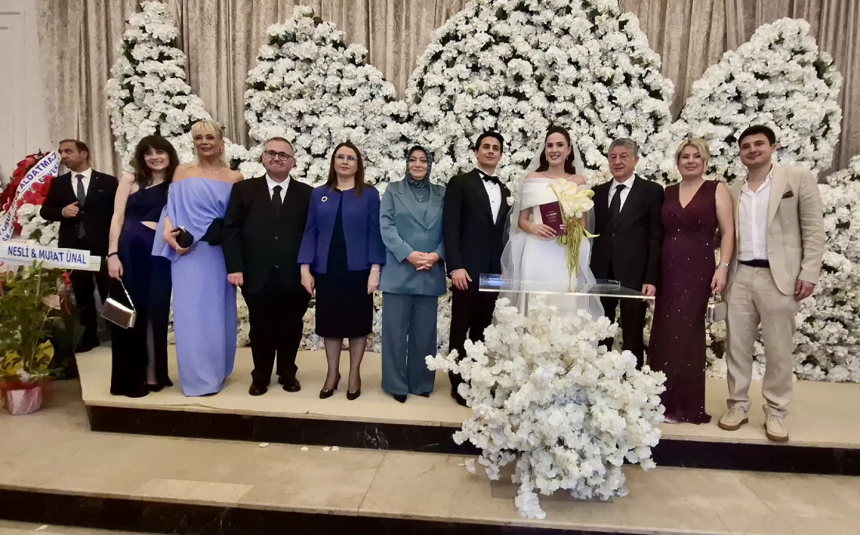 Nikah töreninde sürpriz isimler