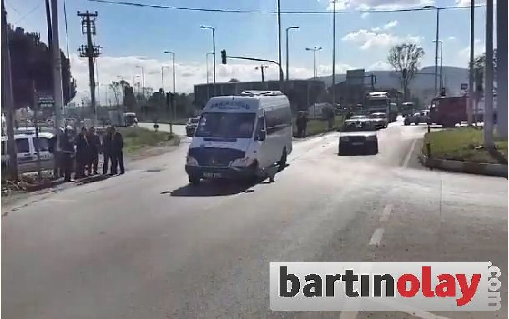 Terminal kavşağında kaza