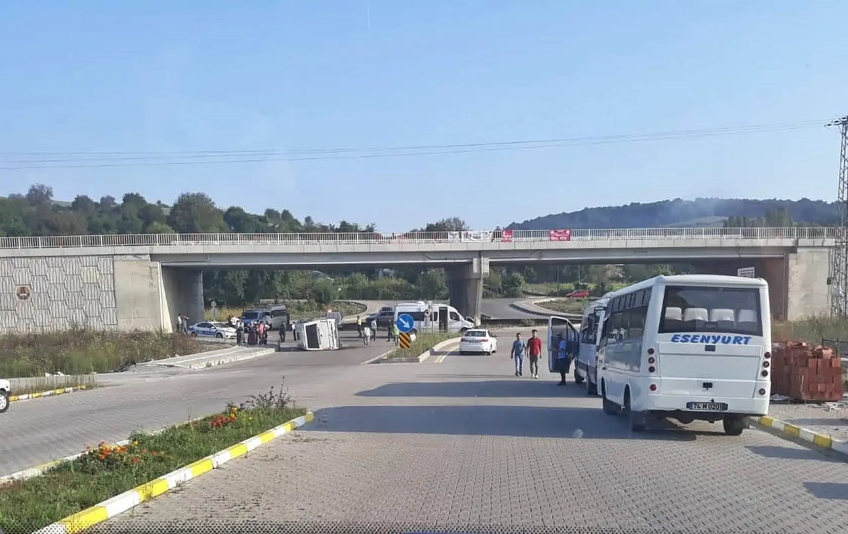 Yeni kampüs kavşağında feci kaza