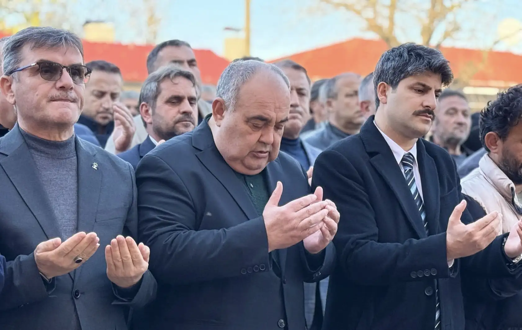 Ramazan muhtar son yolculuğuna uğurlandı