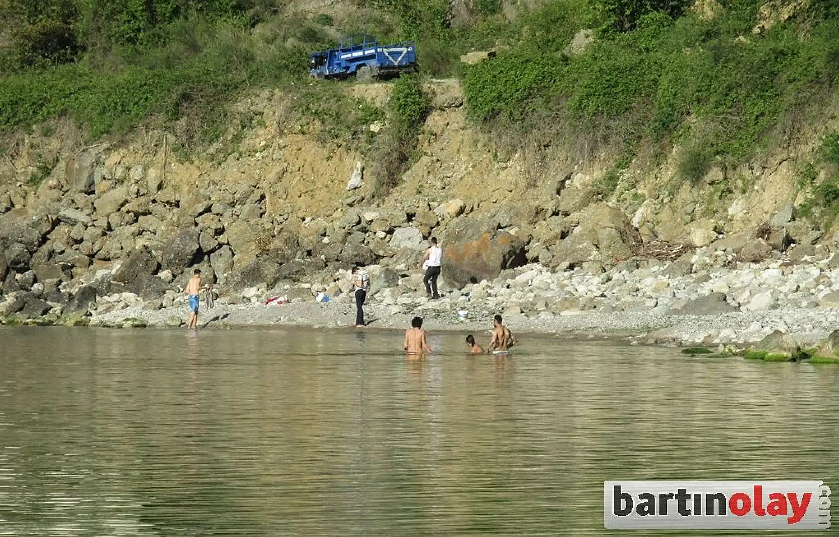 Amasra'da deniz sezonu erken açıldı