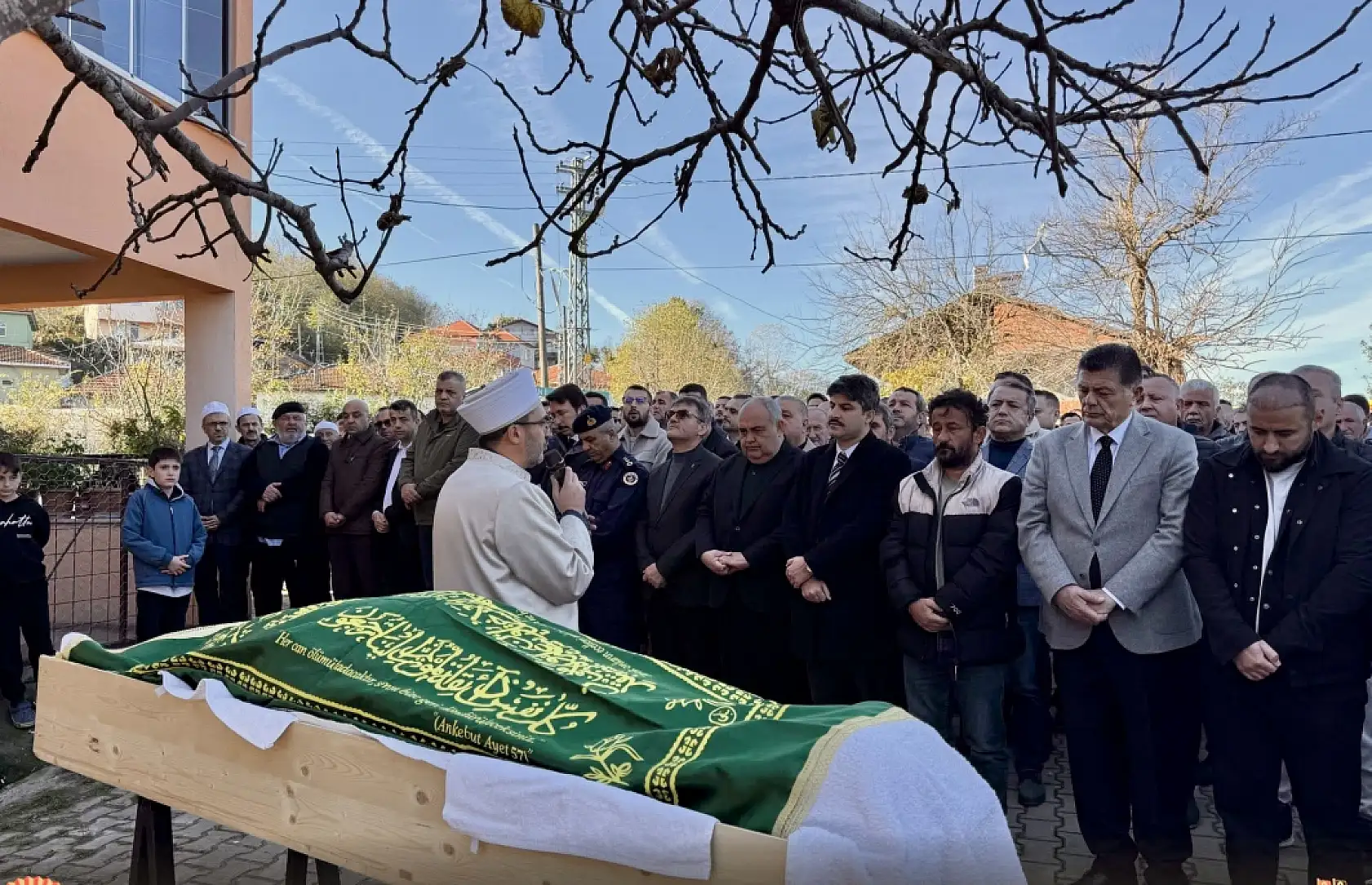 Ramazan muhtar son yolculuğuna uğurlandı