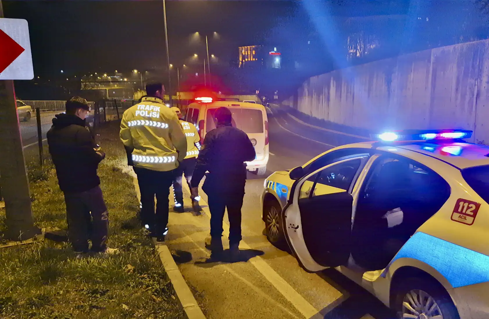 Virajlı yolda yine kaza