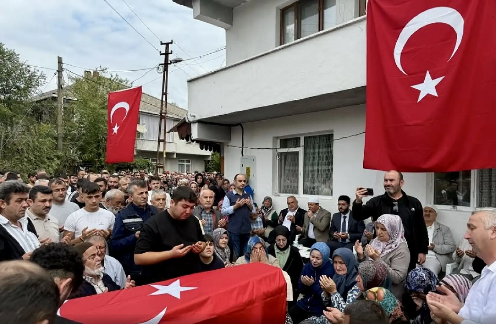 Maden şehidimiz son yolculuğuna uğurlandı