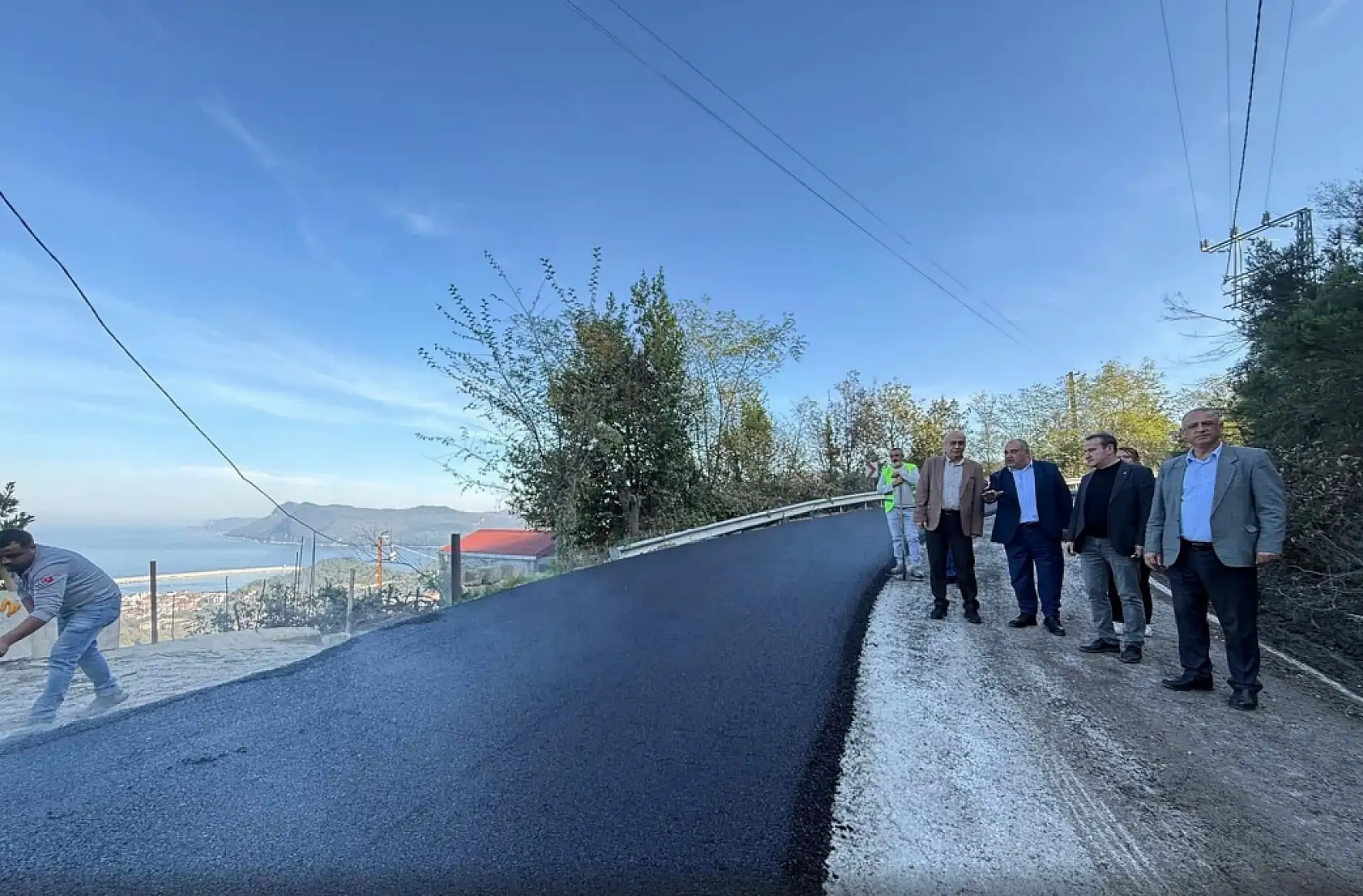 Amasra'ya kaymak gibi asfalt