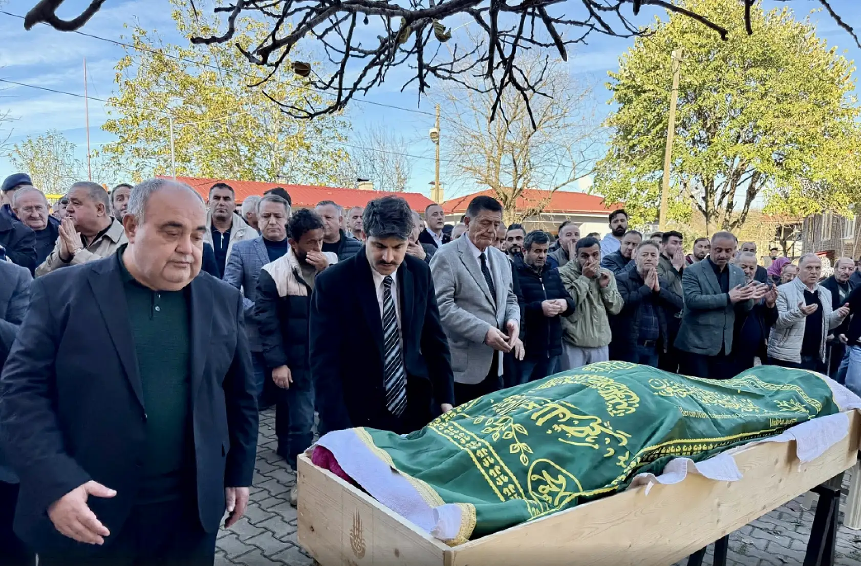 Ramazan muhtar son yolculuğuna uğurlandı