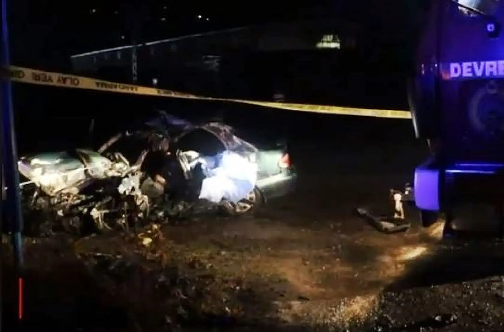 Feci kazada karı koca hayatını kaybetti