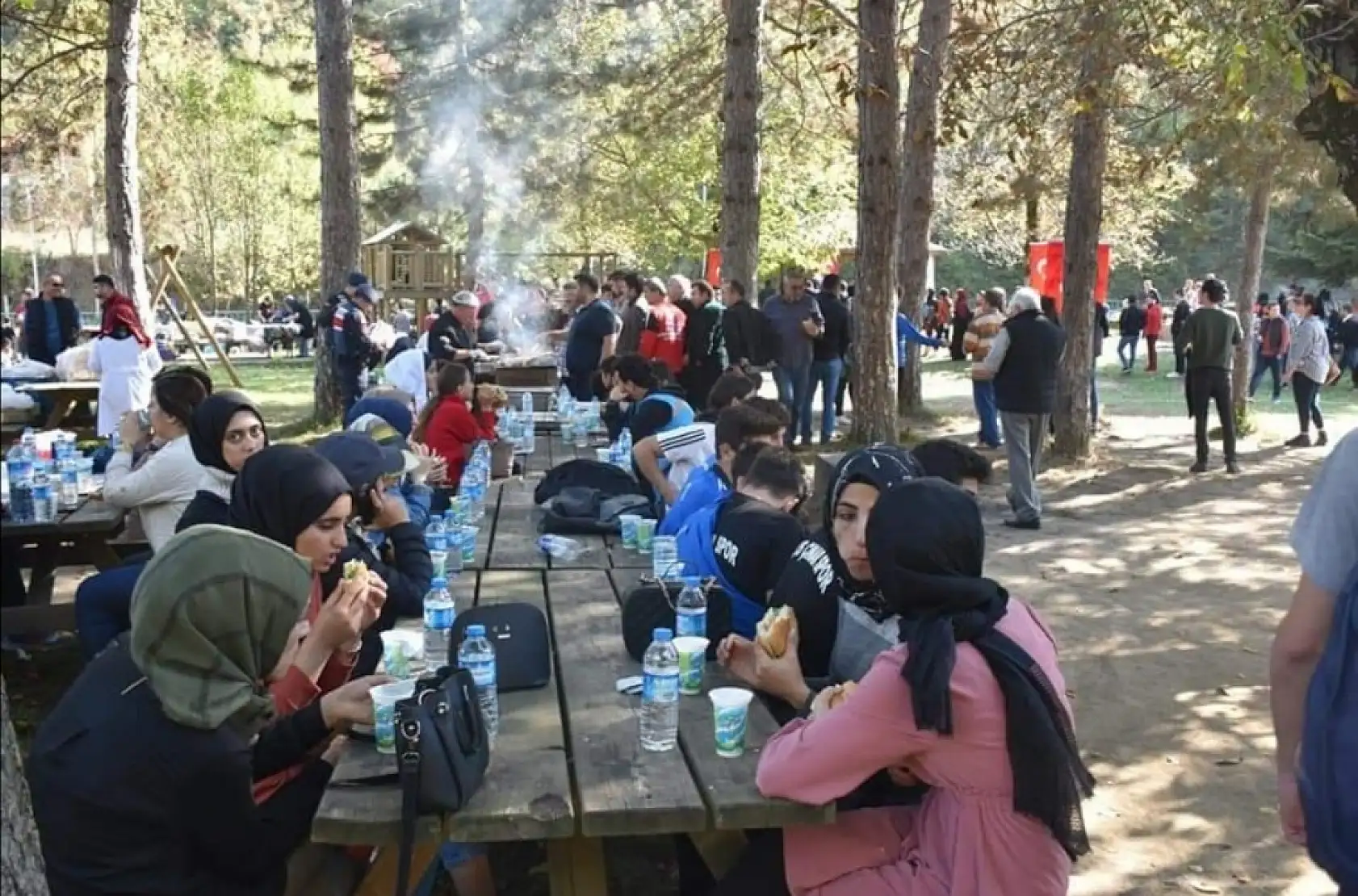 Ulukaya şelalesine doğa yürüyüşü