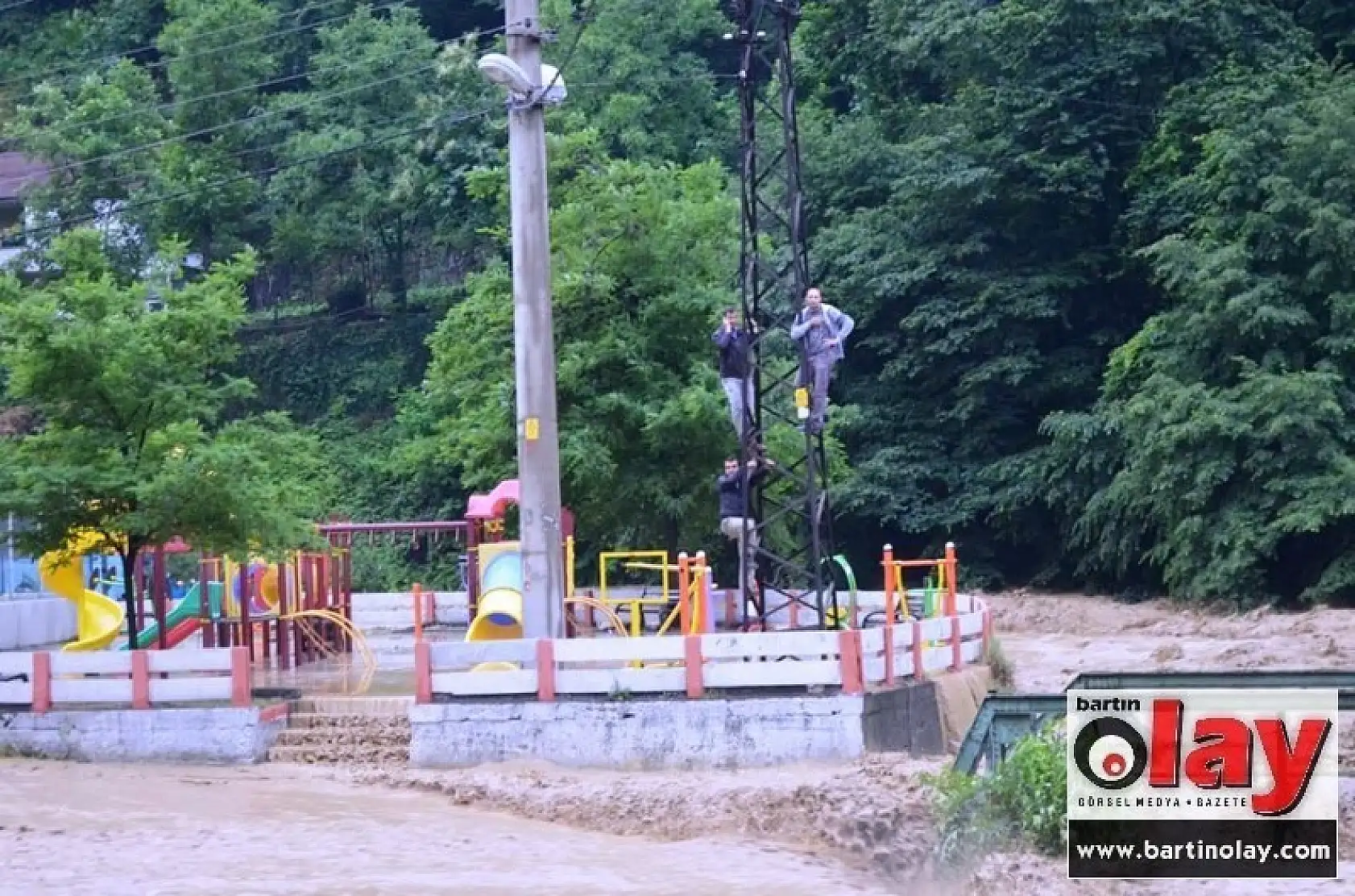 Zonguldak ve Bartın'da sel
