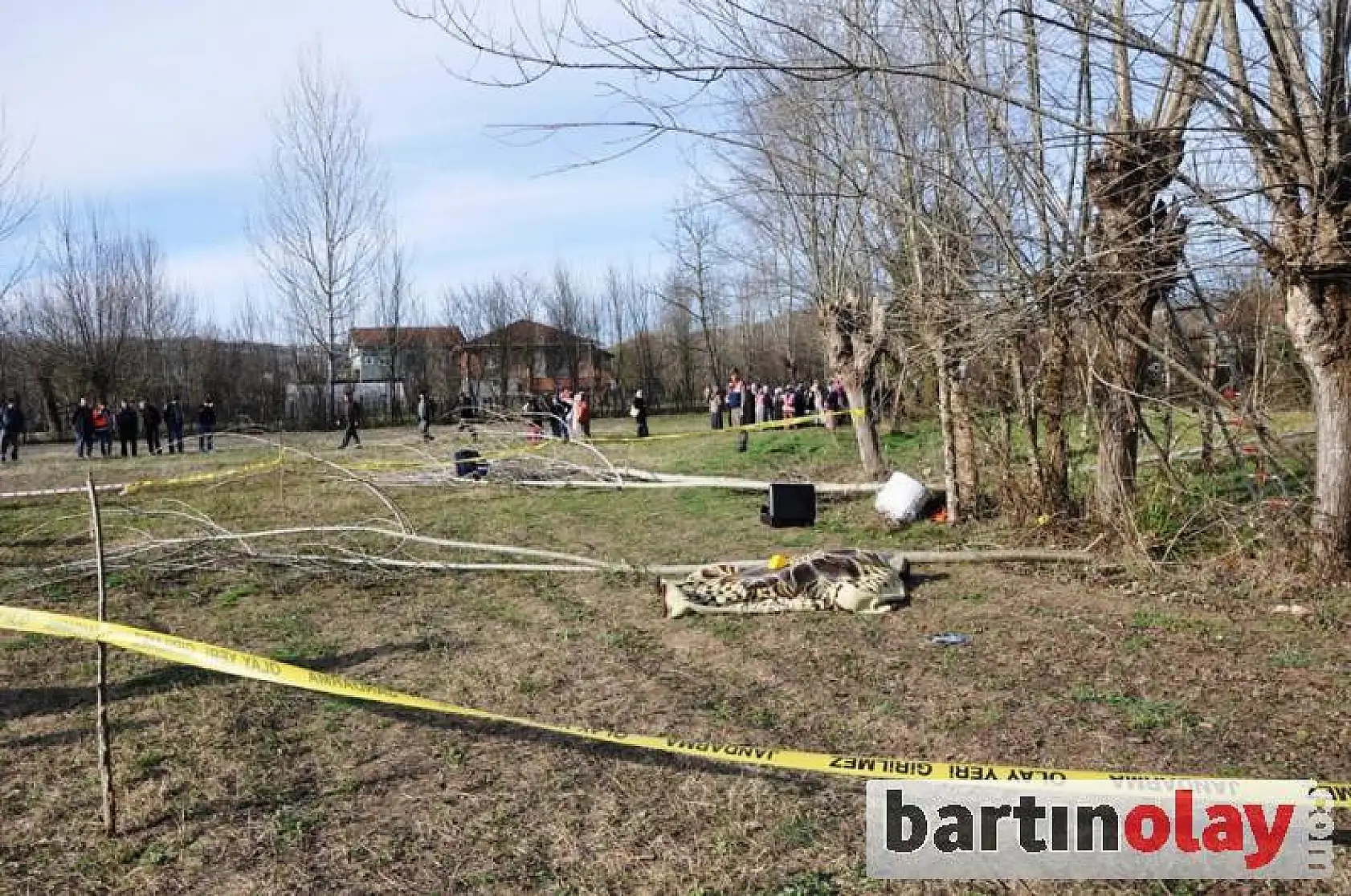 Ağaç budarken düşerek öldü