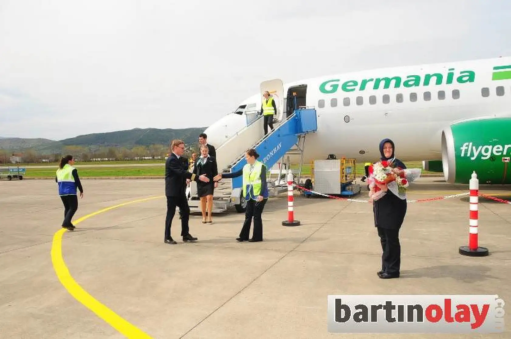 Sezonun İlk Uçağı İniş Yaptı