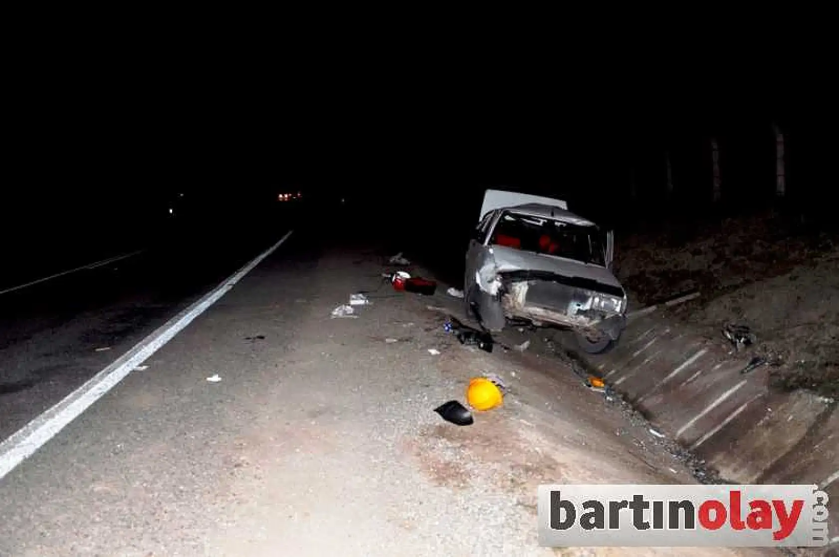 Kız Öğrenciye Otomobil Çarptı 