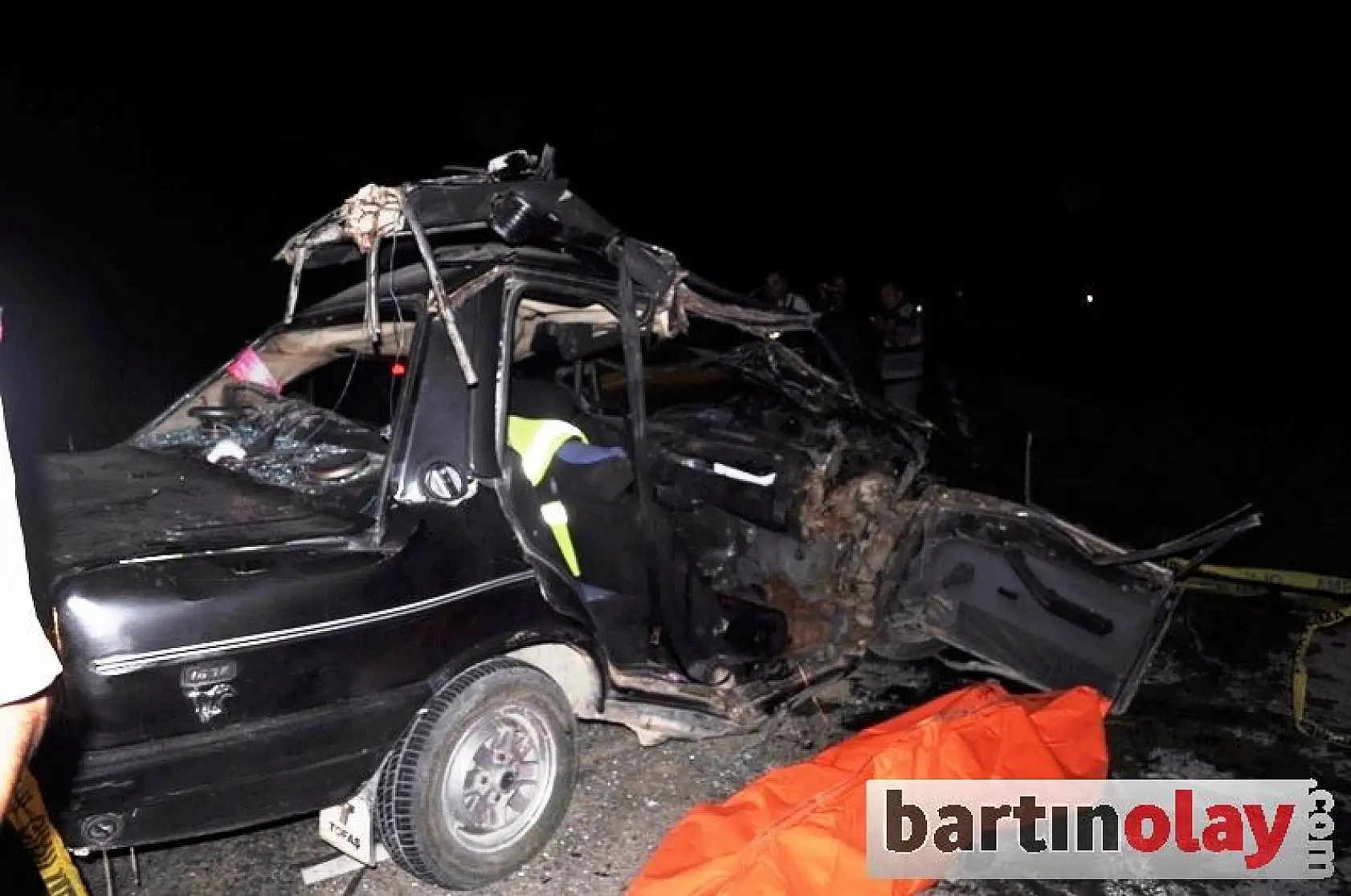 Feci kaza:1 ölü, 4 yaralı