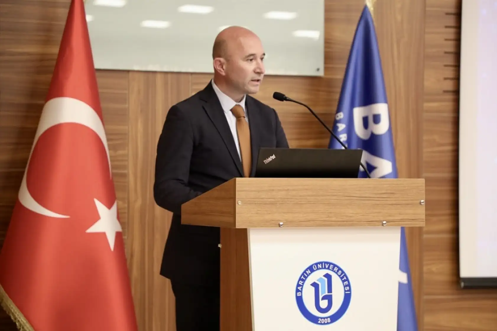 BARÜ'de yapay zeka eğitimi tamamlandı