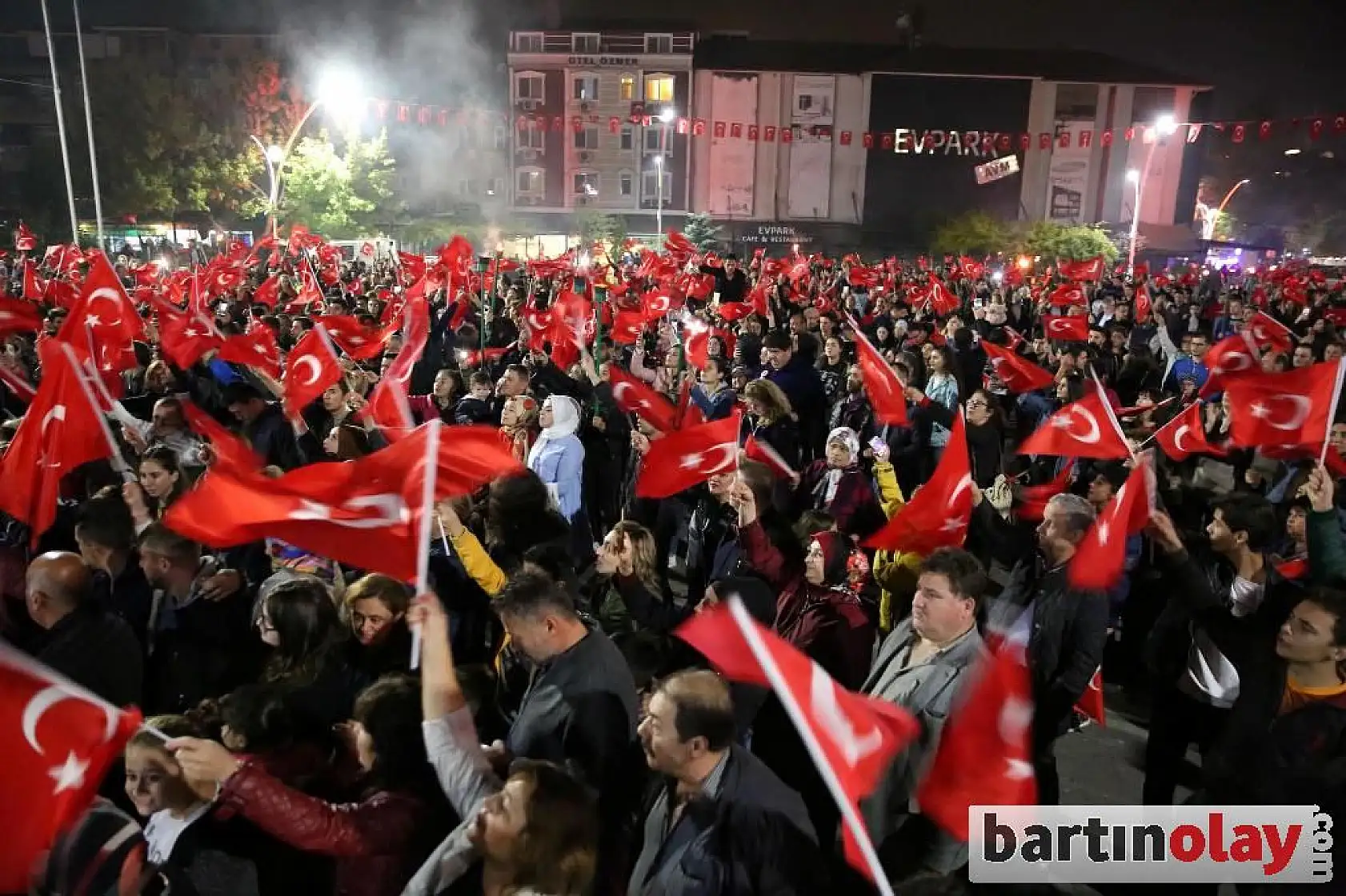 Bartın sokaklarında muhteşem coşku