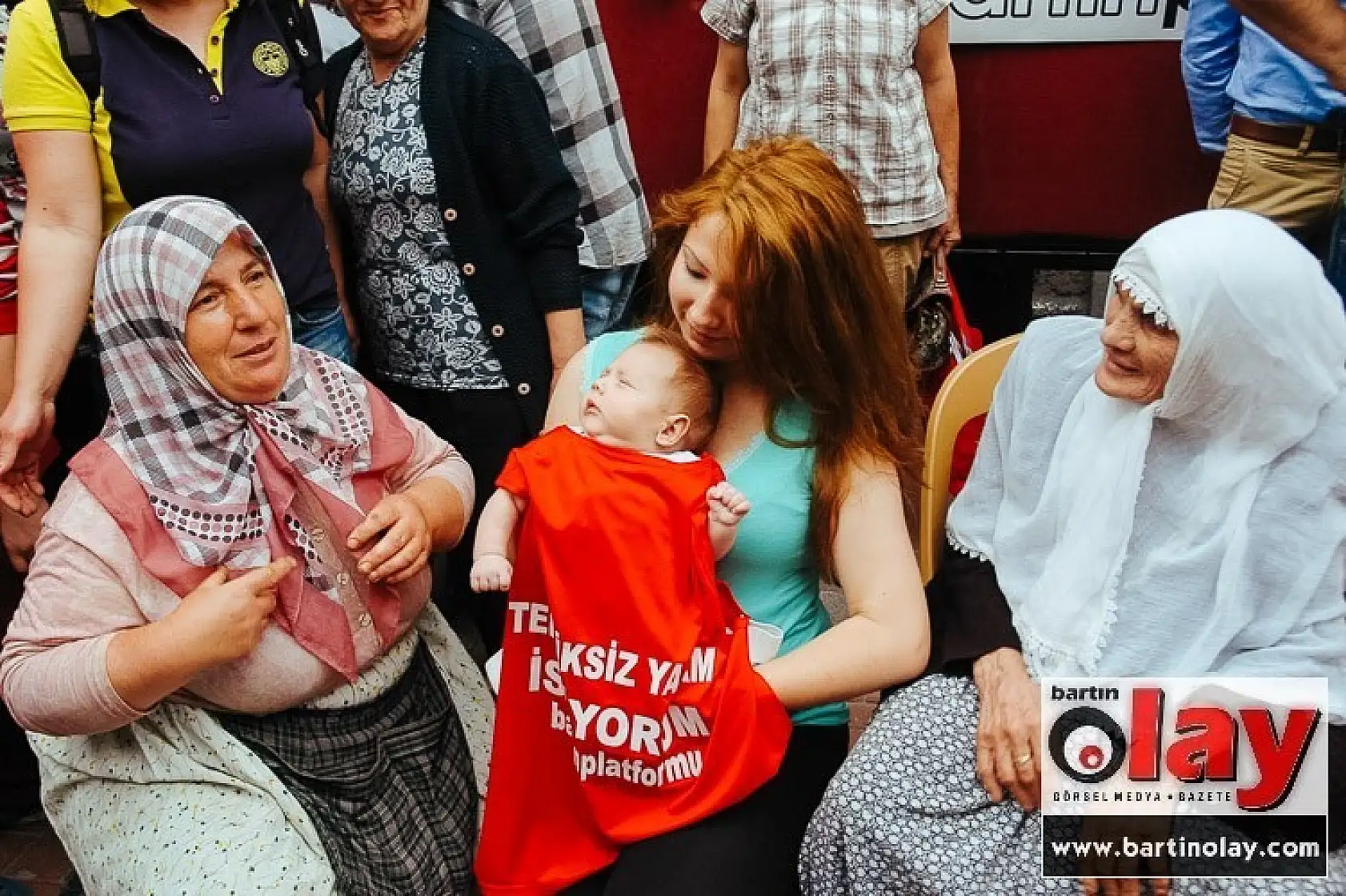 Santrale Çiftçi Kadınlardan Sebzeli Tepki