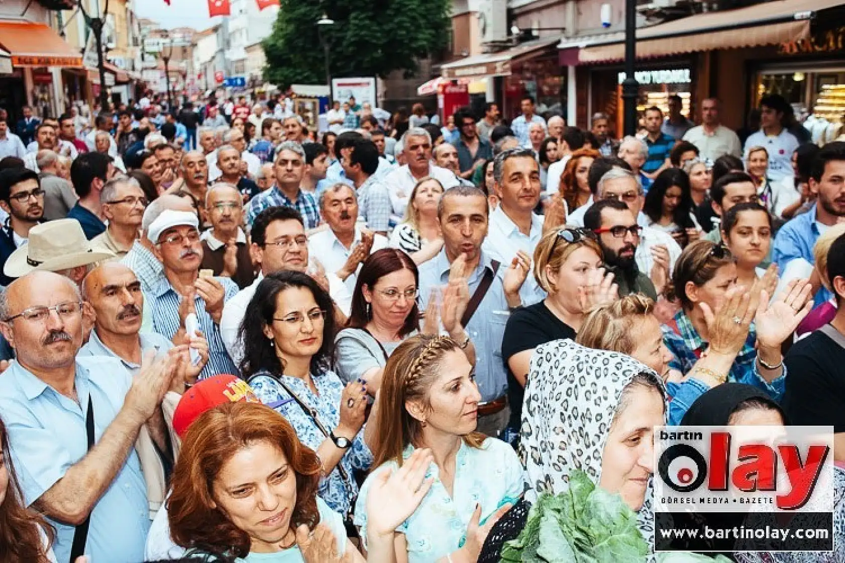Santrale Çiftçi Kadınlardan Sebzeli Tepki