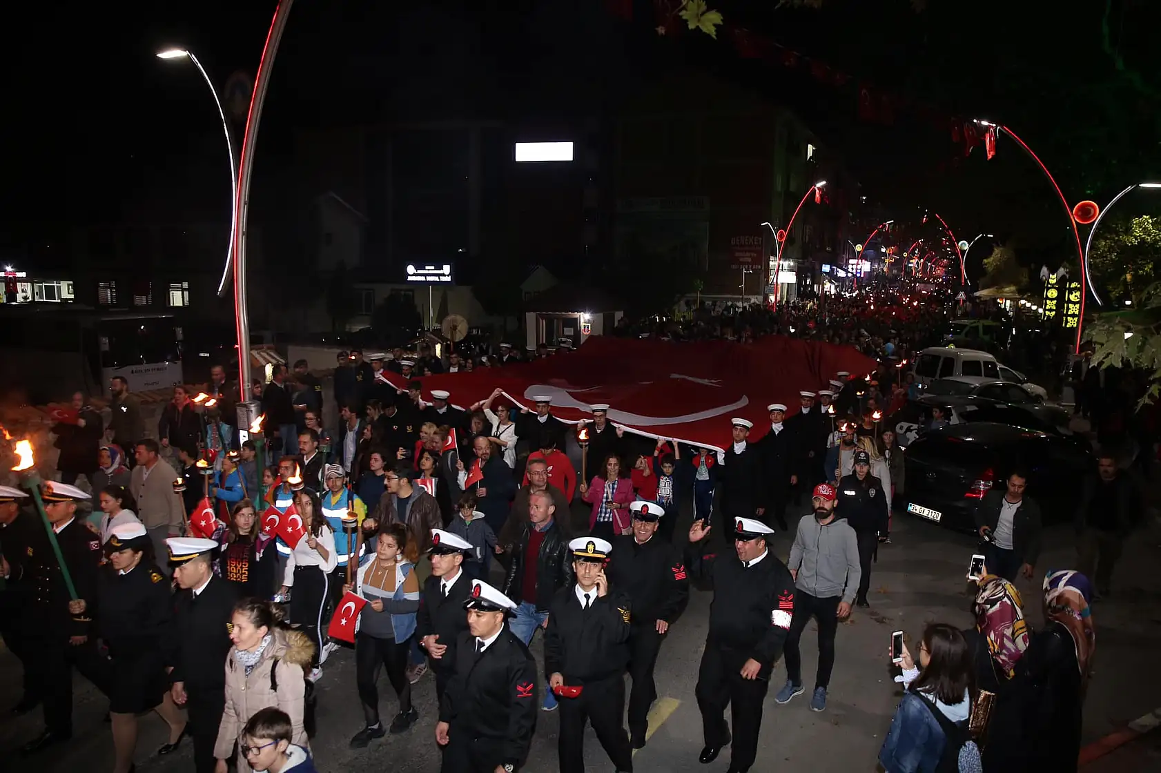 Bartın'da 29 Ekim Fener Alayı Coşkusu