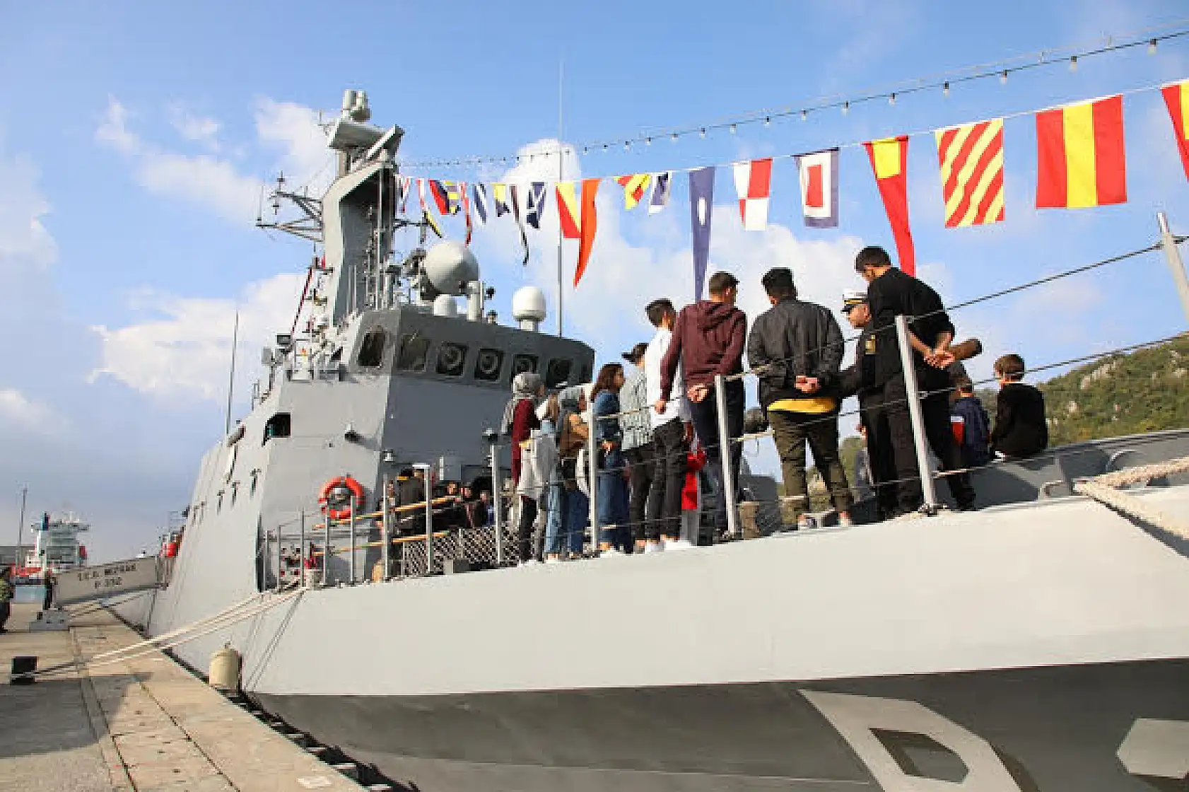 Öğrenciler'den Mızrak'a yoğun ilgi