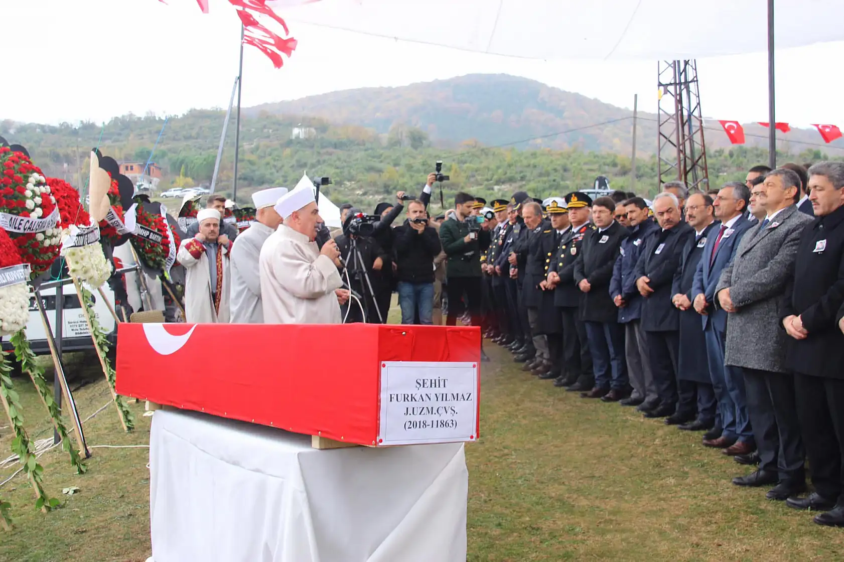 Şehit Furkan Yılmaz son yolculuğuna uğurlandı