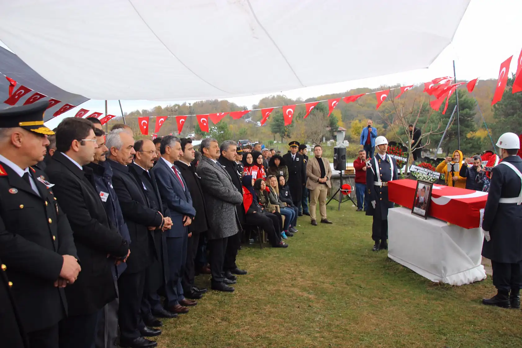 Şehit Furkan Yılmaz son yolculuğuna uğurlandı