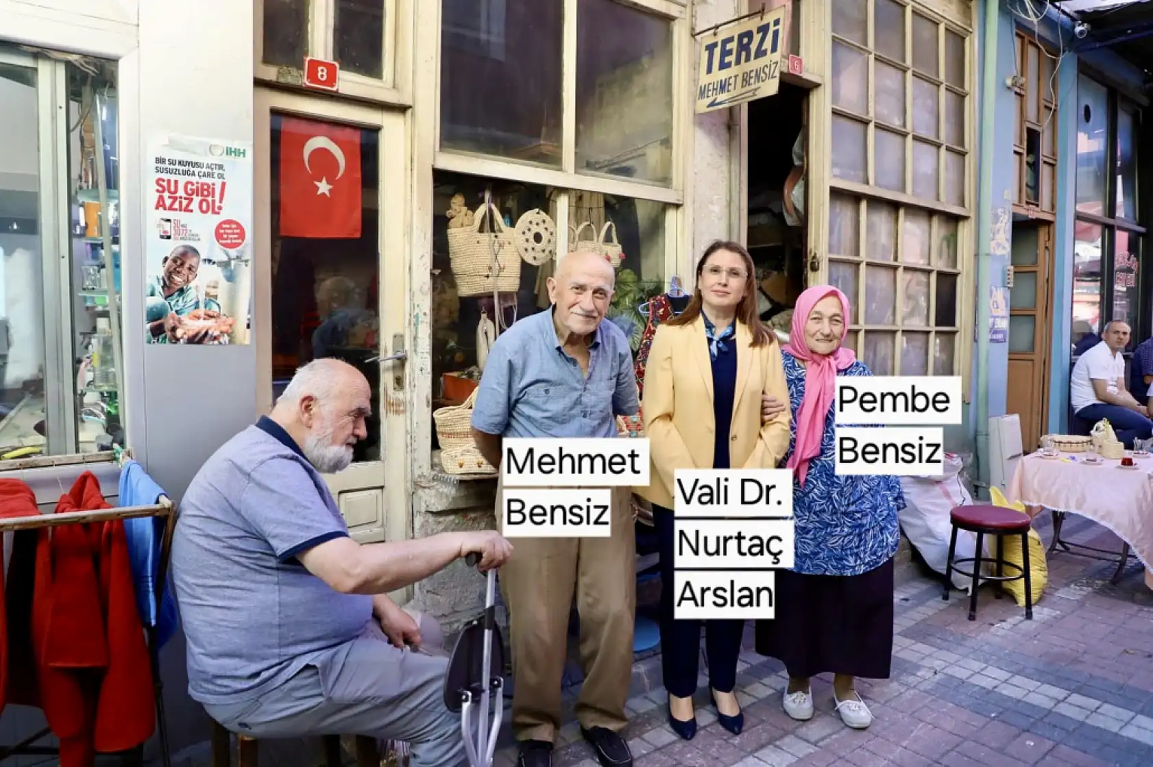 Valimiz var halkın içinde