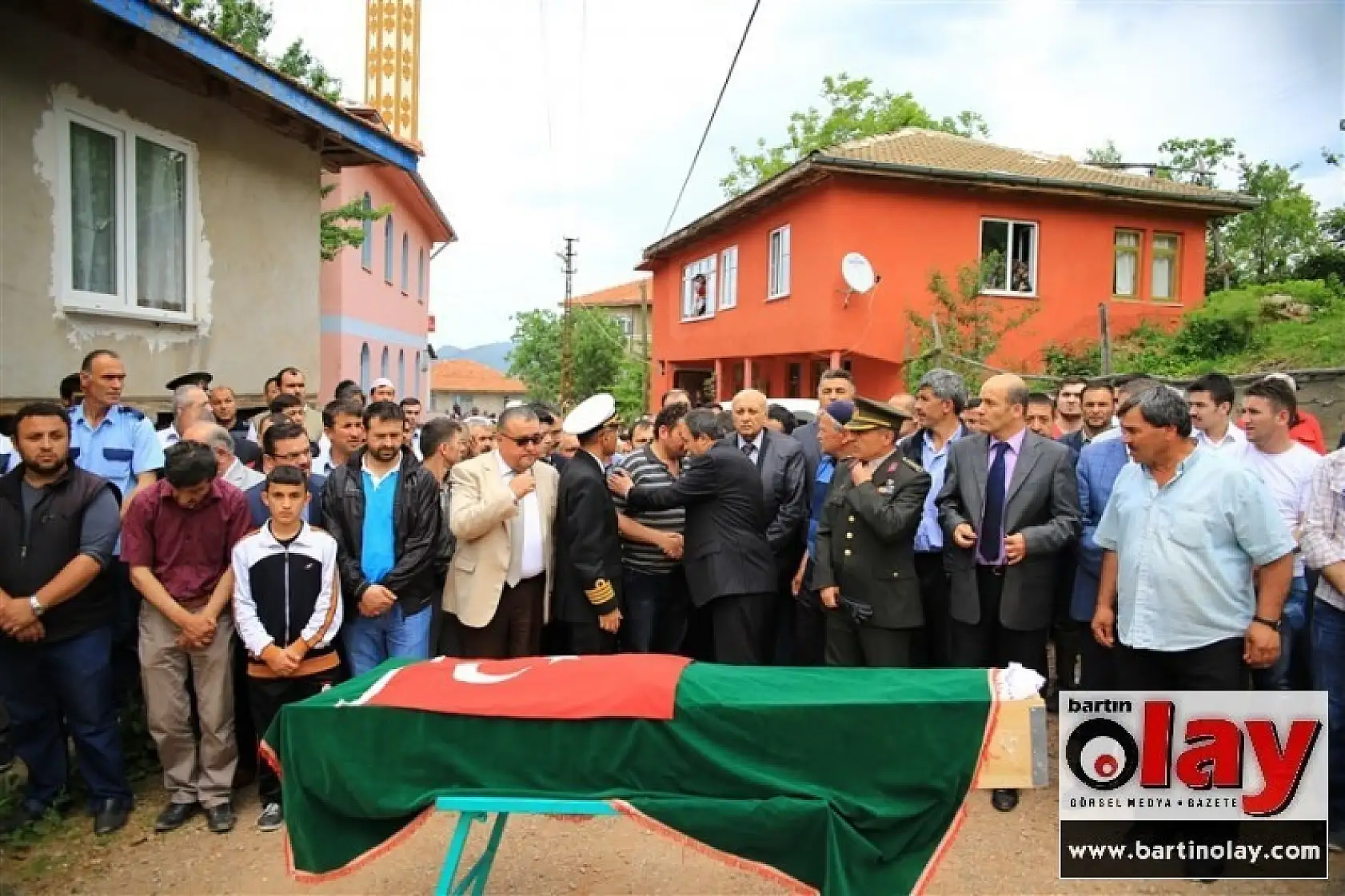 ARITLI MADENCİ GÖZYAŞLARI ARSINDA DEFNEDİLDİ