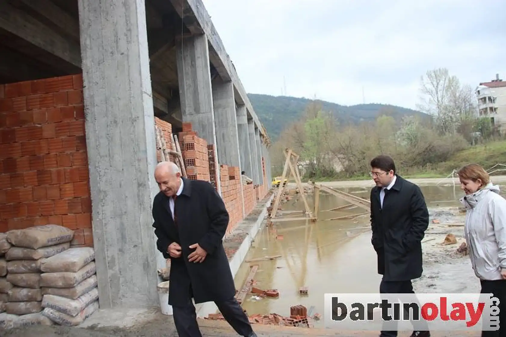 Kozcağız stadı Tribün inşaatı