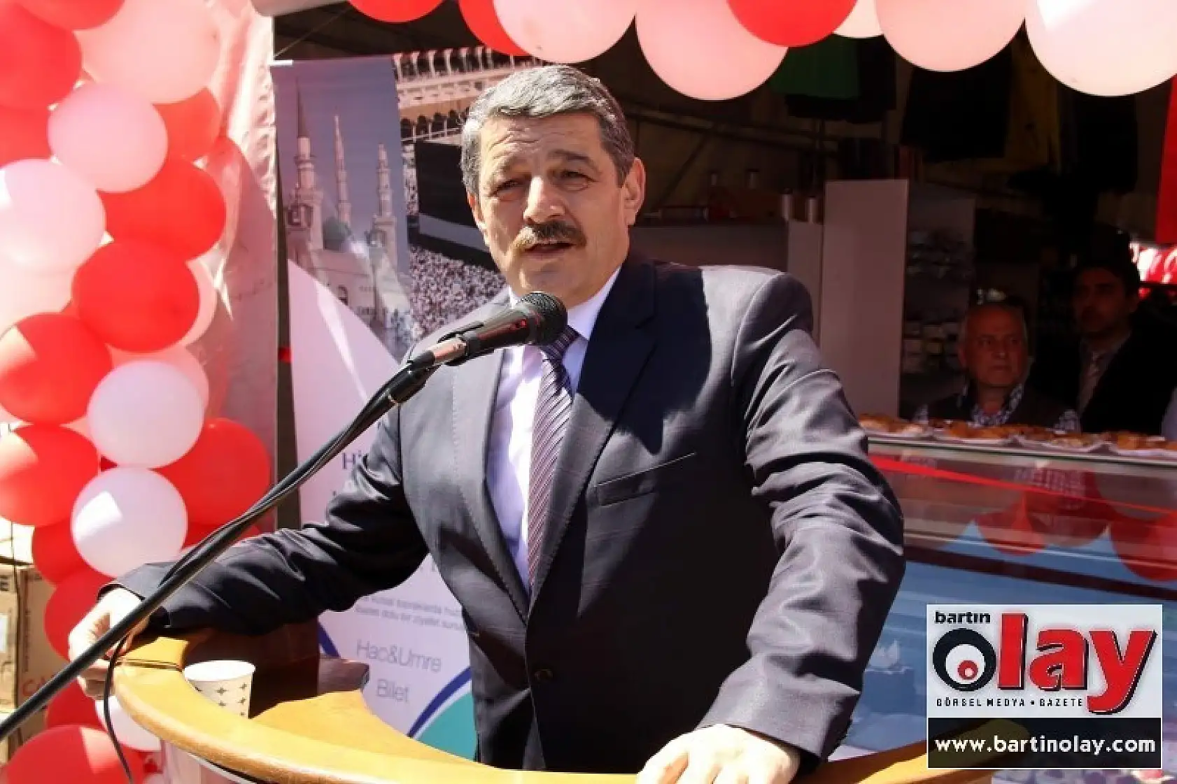 Bartın'da eğitim gören öğrenciler yararına 'Hayır Çarşısı Kermesi' açıldı