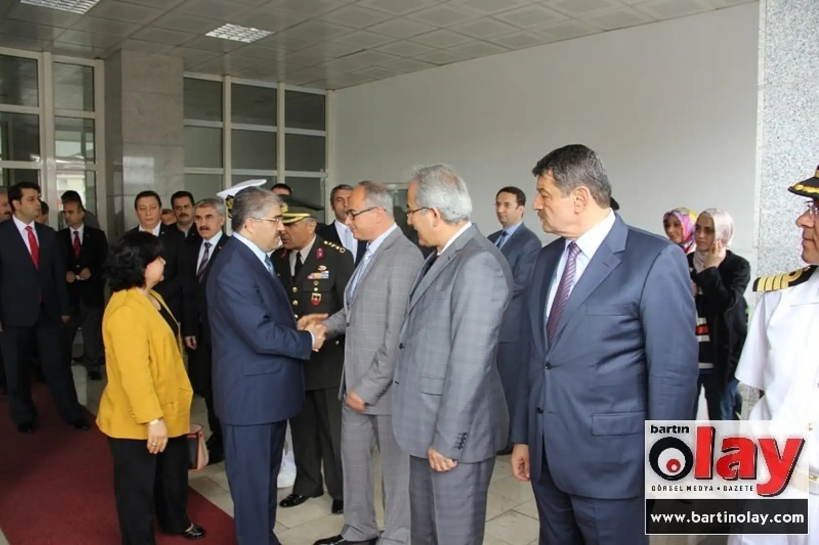 VALİ ÇINAR BARTIN'A VEDA ETTİ