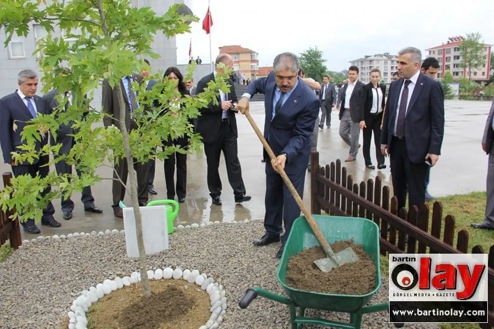VALİ ÇINAR BARTIN'A VEDA ETTİ
