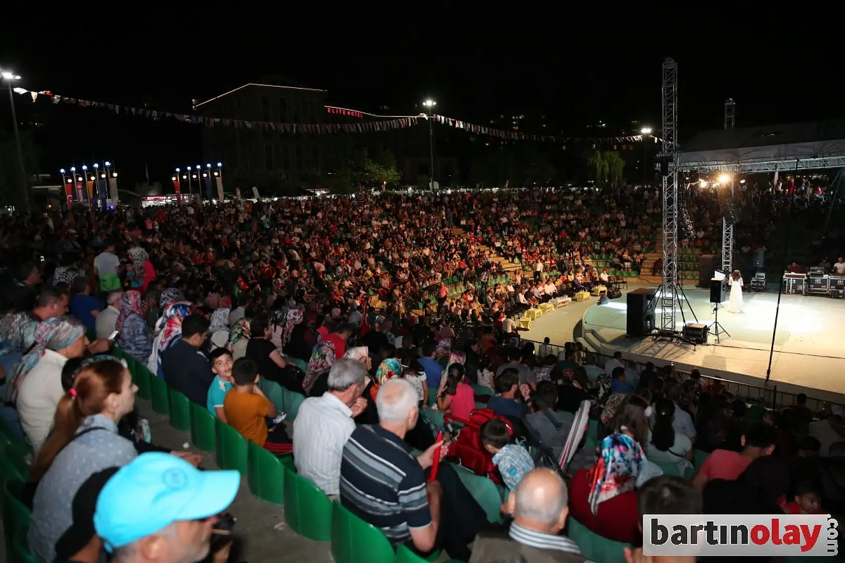 Darıca'da Bartınlılar Sahne Aldı