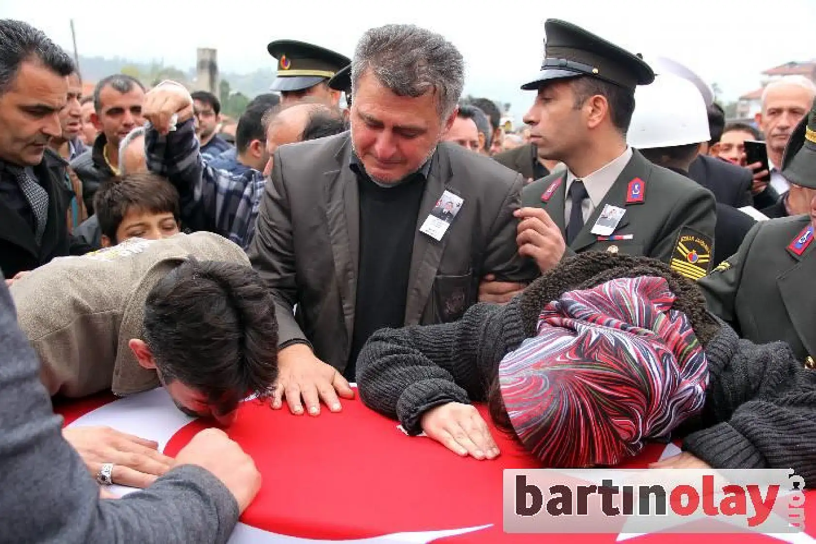 Bartın şehidini uğurladı