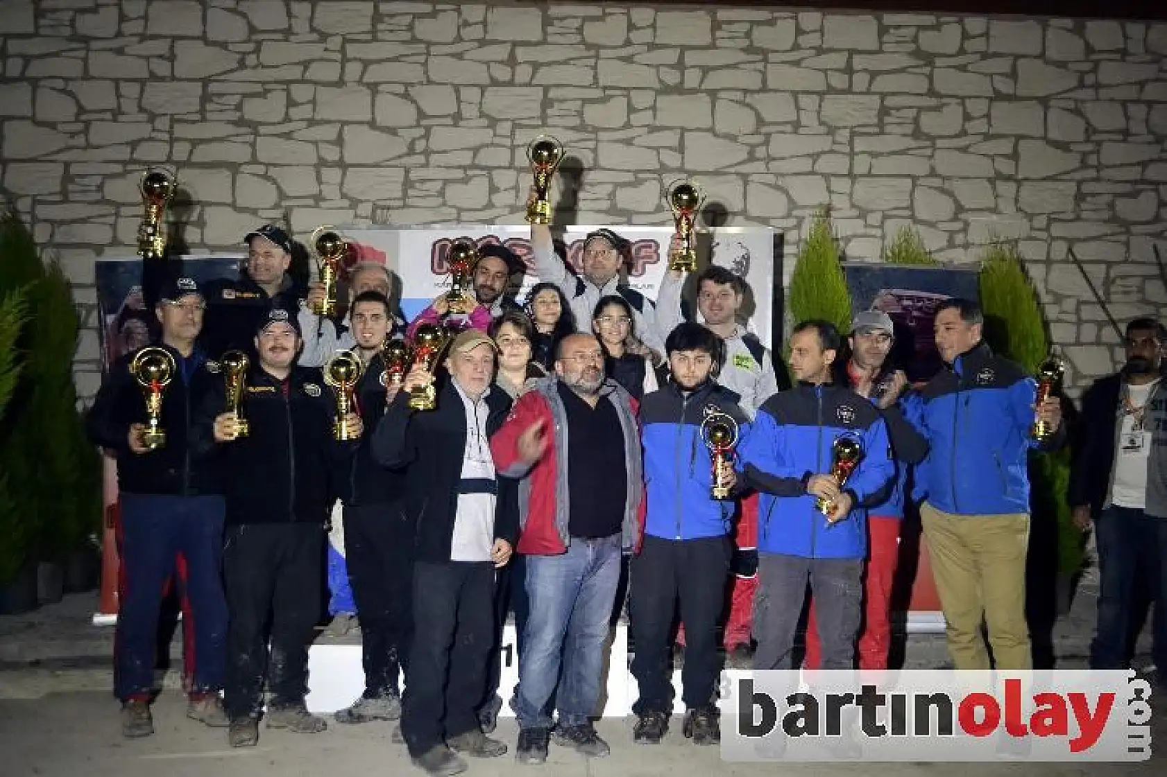 Off-Road yarışları nefes kesti 