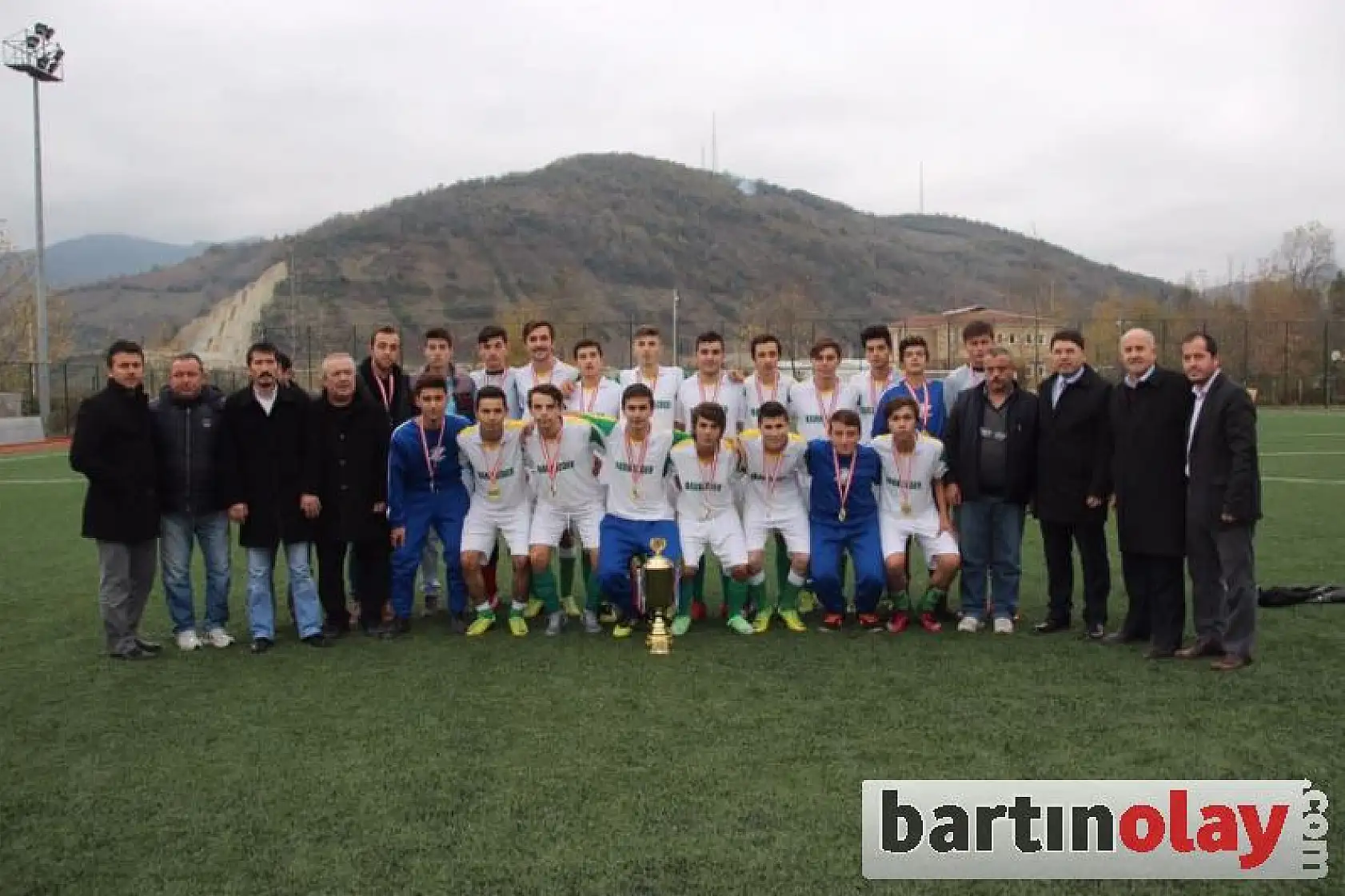 Şampiyon Kozcağız Belediyespor 