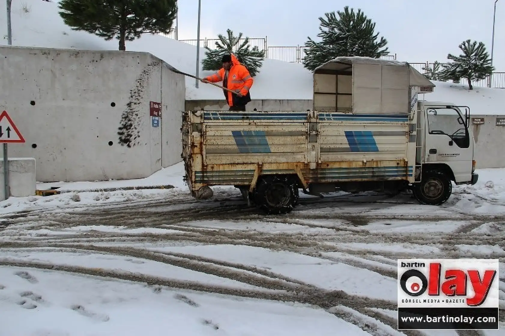 Kar ve buzla mücadele