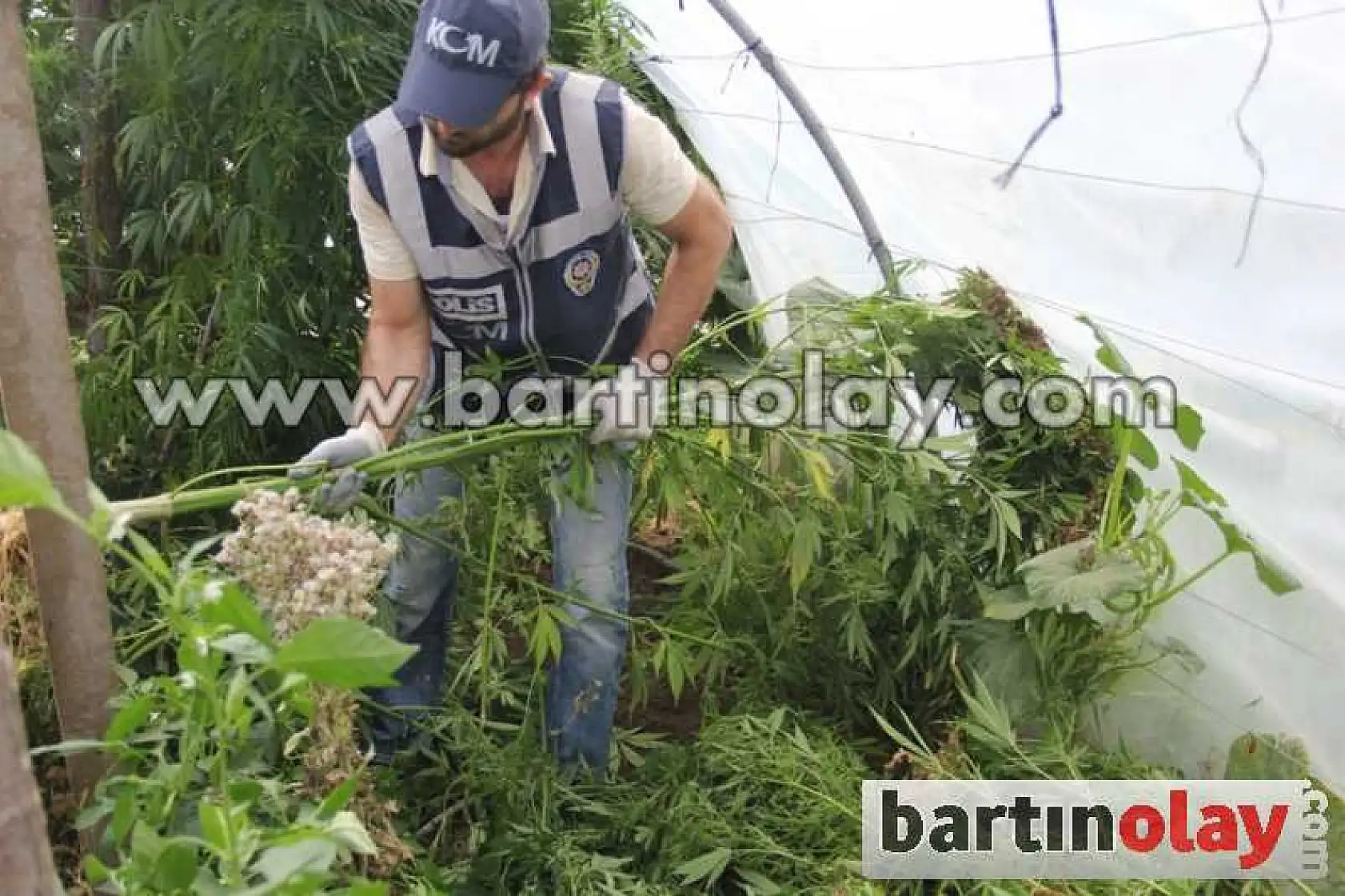 BARTIN KOM'DAN NEFES KESEN OPERASYON