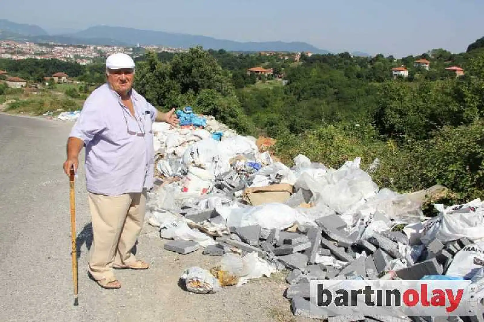 MUGADA YOLU ÇÖPLÜĞE DÖNDÜ