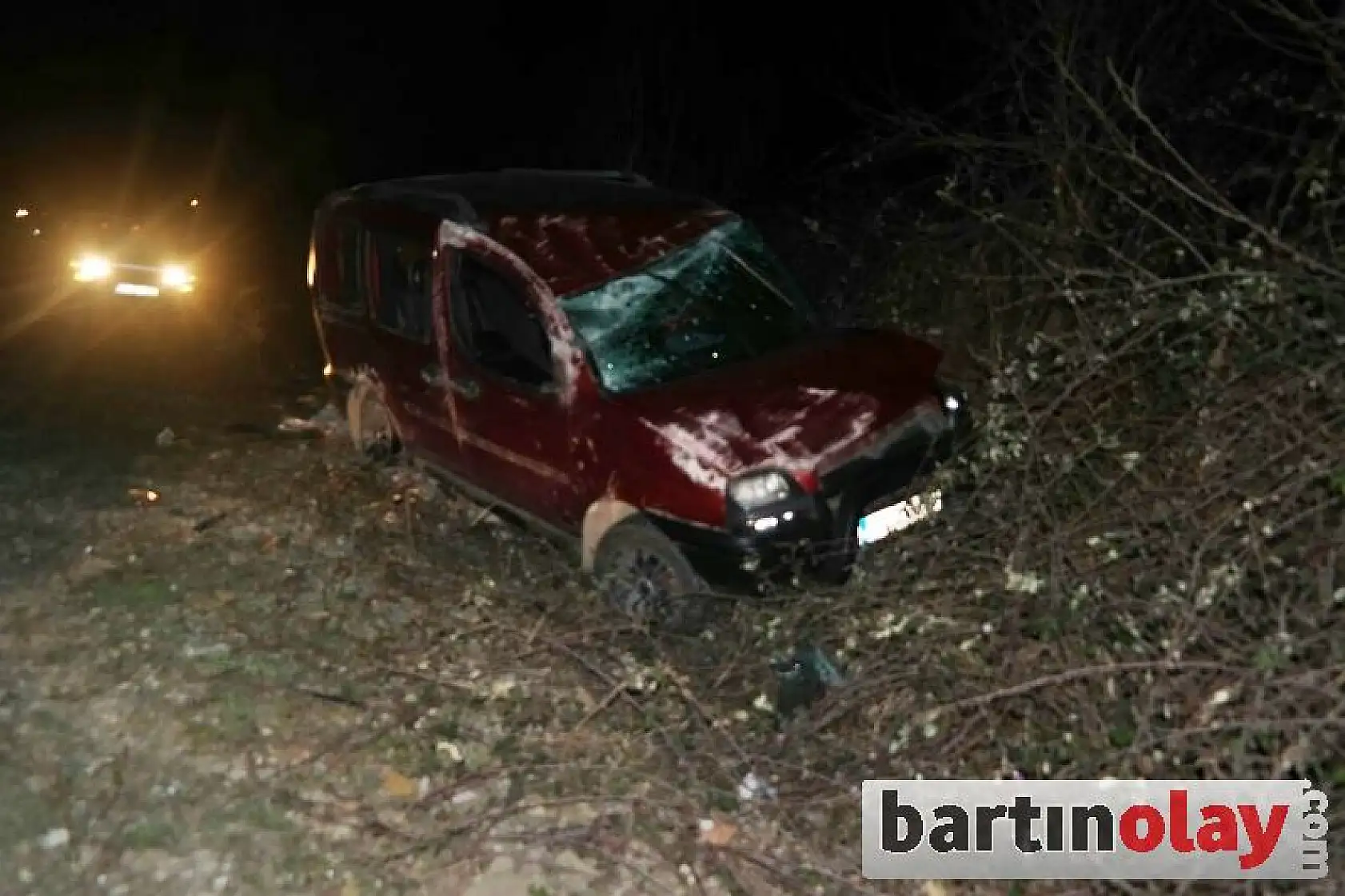 Araç takla attı, 3 yaralı