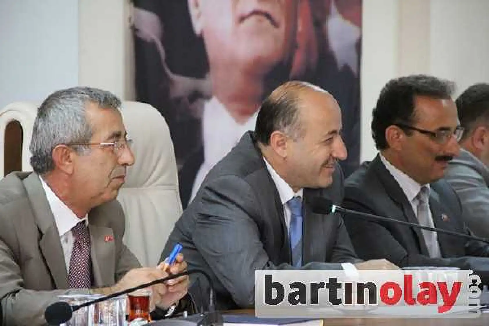 BARTIN VALİSİ HALKIN SORUNLARINI DİNLEDİ