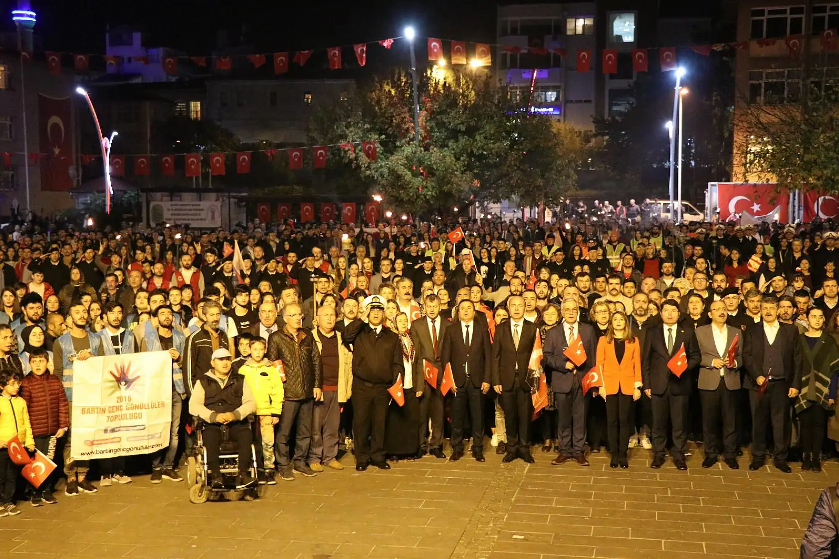 Bartın'da 29 Ekim Fener Alayı Coşkusu