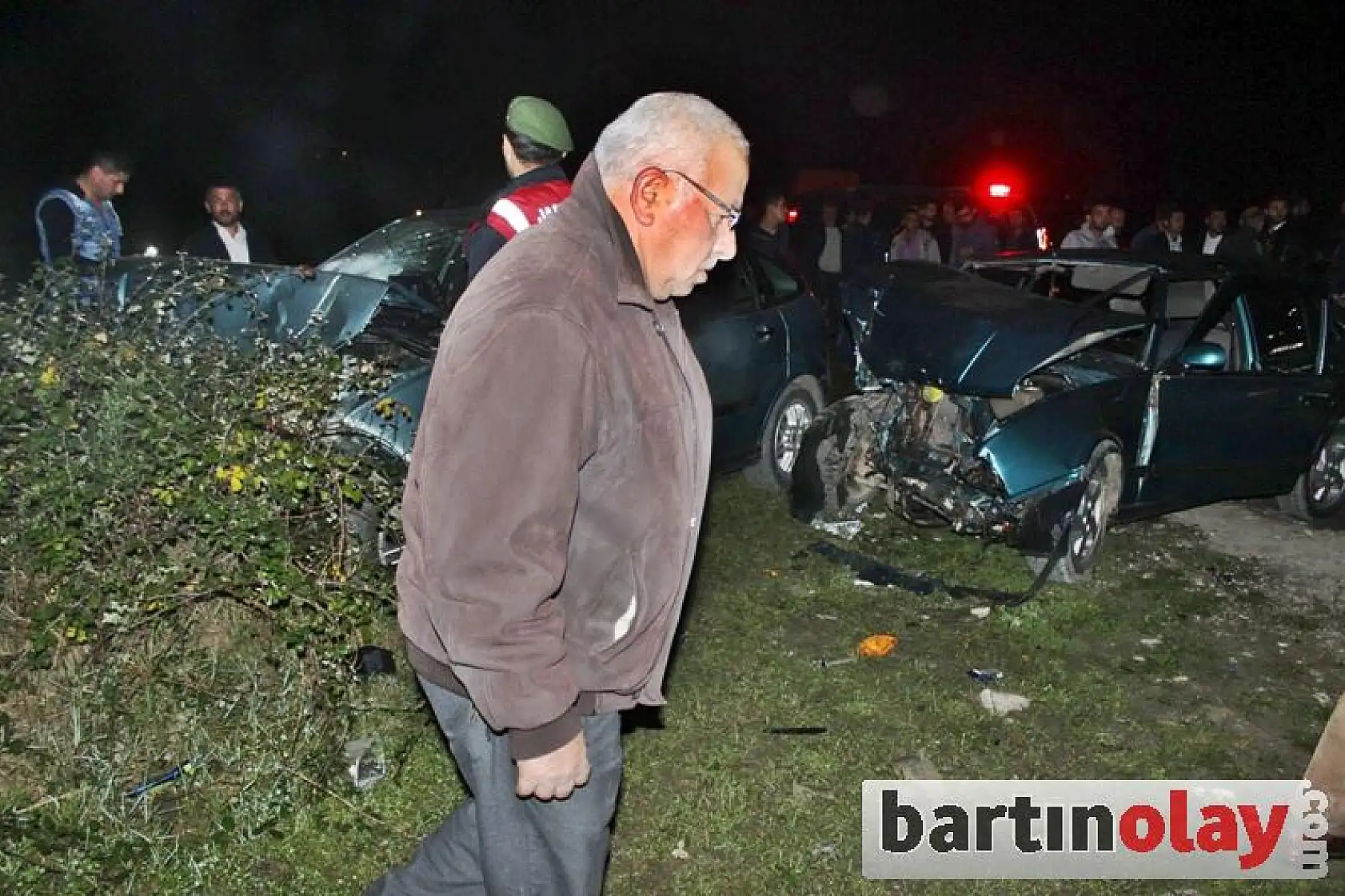 Bartın'da İki Otomobil Çarpıştı: 5 Yaralı