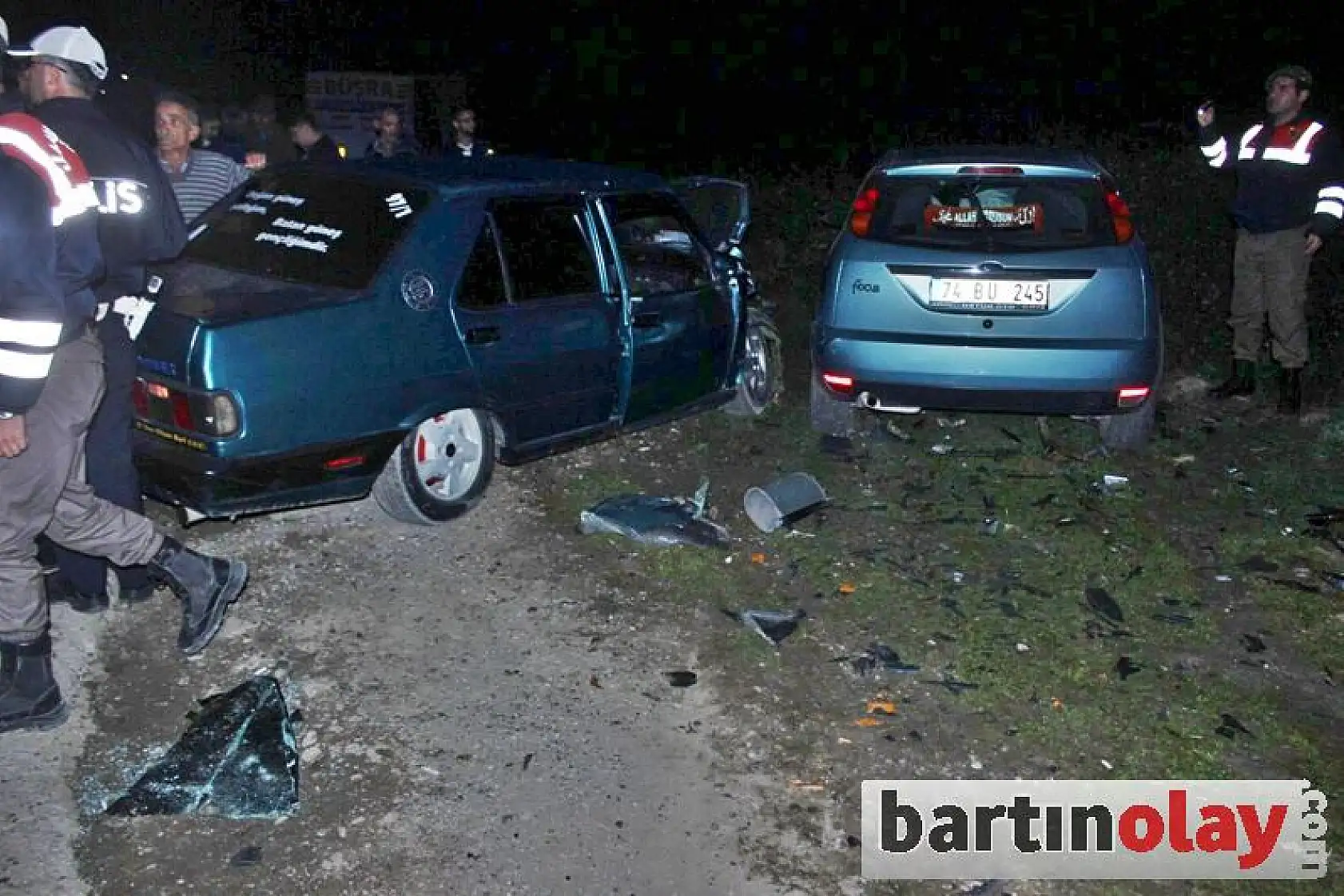 Bartın'da İki Otomobil Çarpıştı: 5 Yaralı